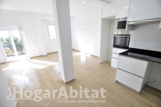 Piso en venta en Nou Moles en Valencia