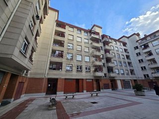 Local comercial en venta en Txurdinaga en Bilbao