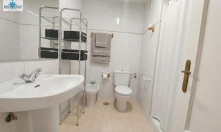 Piso en venta en Santa Cruz - Industria - Polígono Campollano en Albacete