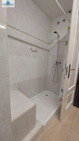Piso en venta en Santa Cruz - Industria - Polígono Campollano en Albacete