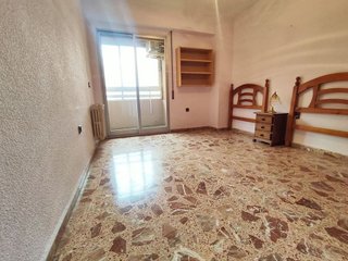 Piso en venta en Santa Cruz - Industria - Polígono Campollano en Albacete