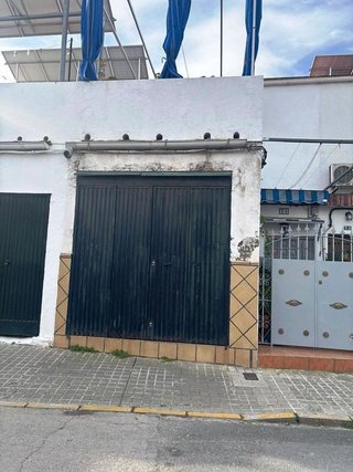 Local comercial en venta en Valencina de la Concepción
