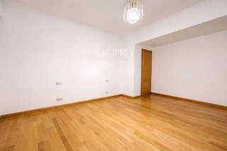 Piso en venta en Centro en Ourense