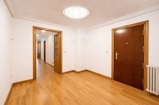 Piso en venta en Centro en Ourense