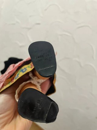 Antigua Muñeca Hong Kong 27cm