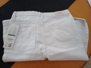 Pantalón blanco Talla 15-16 años
