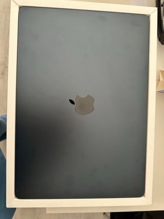 MacBook Air 15 2024 16GB RAM 512GB SSD