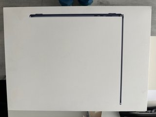 MacBook Air 15 2024 16GB RAM 512GB SSD
