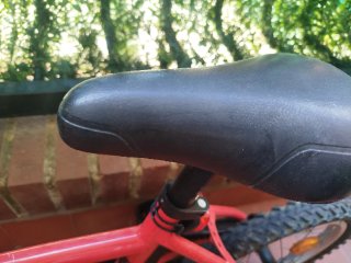 Bicicleta infantil Btwin roja