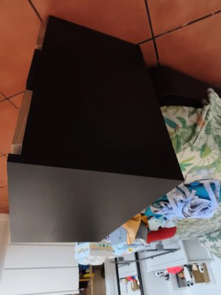Cómoda Malm Madera Beige y Negra