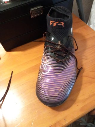 Botas de fútbol Puma Talla 40