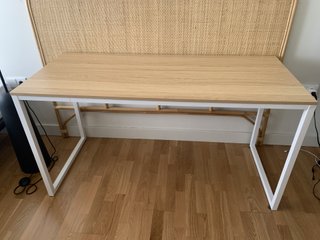 Escritorio madera y metal blanco