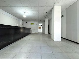Local comercial en alquiler en Eixample en Prat de Llobregat, El