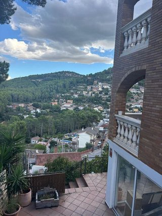 Chalet en alquiler en Corbera de Llobregat