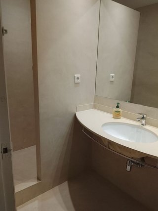 Piso en alquiler en Les Tres Torres en Barcelona