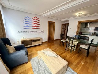Piso en alquiler en Centro en Ourense