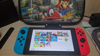 Nintendo Switch Console + Accessori