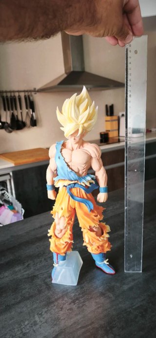 Figura Goku Super Saiyan 43cm