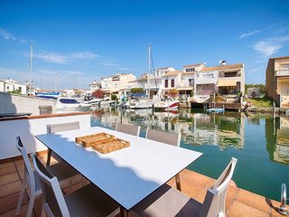 Casa adosada en venta en Empuriabrava en Castelló d´Empúries