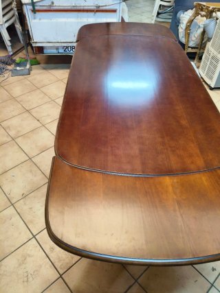 Mesa de comedor de madera extensible
