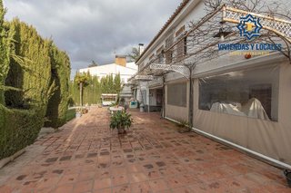 Chalet en venta en Residencial Triana - Barrio Alto en Gabias (Las)