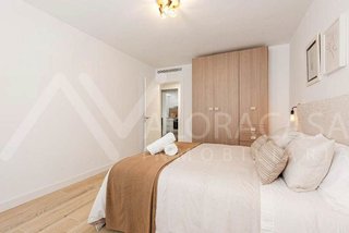 Piso en venta en La Goleta - San Felipe Neri en Málaga