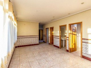 Local comercial en venta en Buenavista en Madrid
