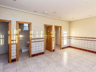 Local comercial en venta en Buenavista en Madrid