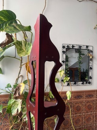 Estantería esquinera madera clásica
