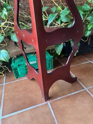 Estantería esquinera madera clásica