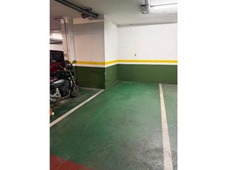 Garaje en alquiler en Centre en Sabadell