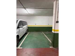 Garaje en alquiler en Centre en Sabadell
