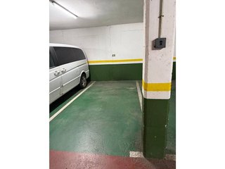 Garaje en alquiler en Centre en Sabadell