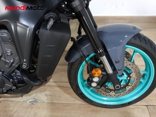 YAMAHA MT 09