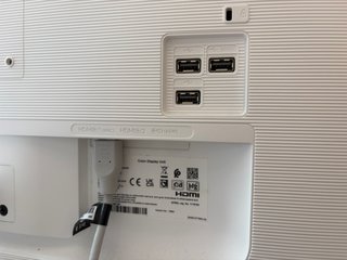 Monitor Samsung M7 Blanco