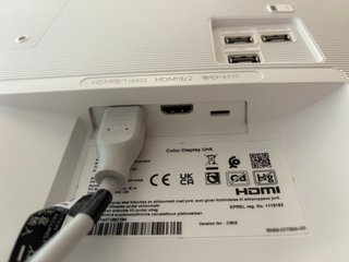 Monitor Samsung M7 Blanco