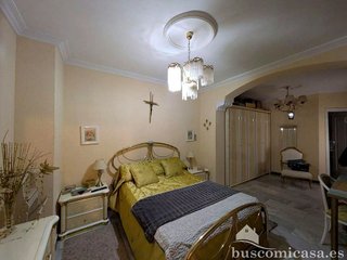 Piso en venta en Linares