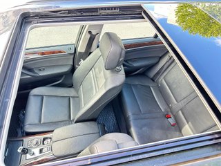 BMW X5 2011