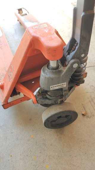 Transpaleta BT LHM230 2300kg 1150mm