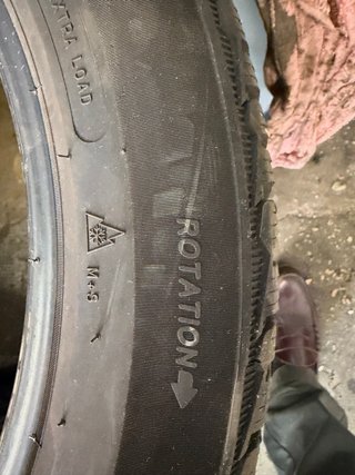 7 Neumáticos Invierno SUV 275/45 R20 110V.
