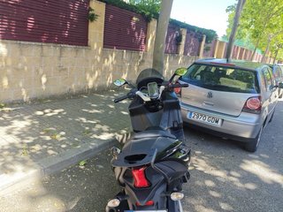 Aprilia SRV 850 Maxi Scooter Negra/Gris