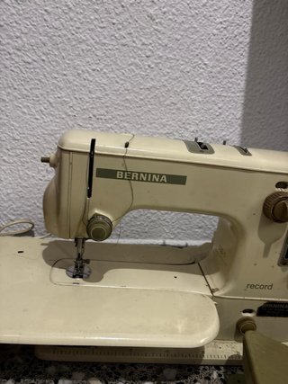 Máquina de coser Bernina Record 530-1