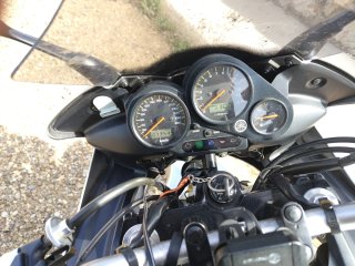 Yamaha FZS 1000 Plata 75000kilometros