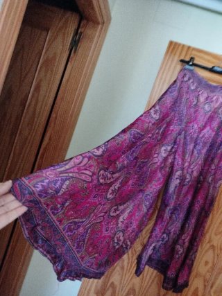 Falda pantalón larga paisley talla M