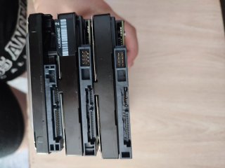 3 Discos Duros 1TB Toshiba y WD (Rotas)