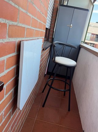 Tavolo pieghevole per balcone