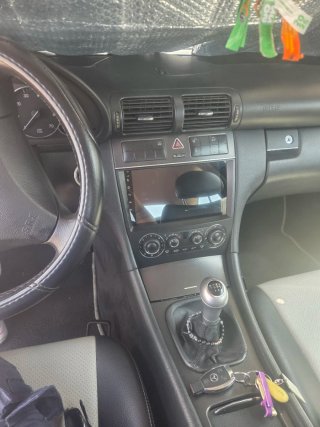 Mercedes-Benz Clase C 2005