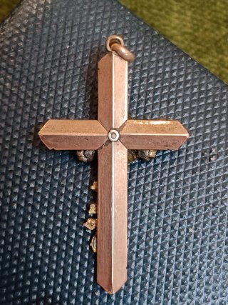 Antigua Cruz Victoriana Oro 9k.