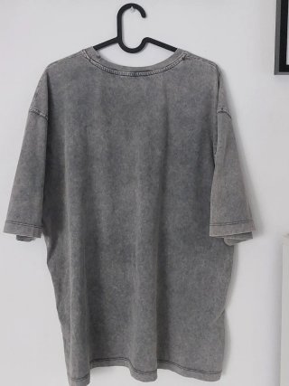 Camiseta Zara Oversize Gris
