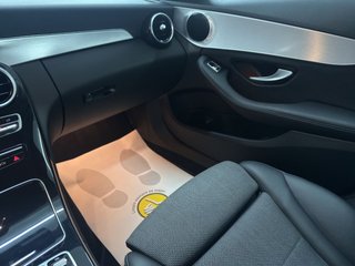 Mercedes-Benz Clase C 200 / Hibrido / 14.000 Kms